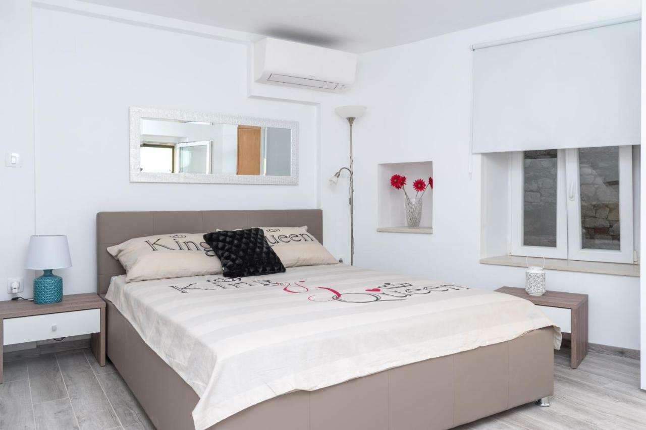 Bounty Apartments Sibenik Ngoại thất bức ảnh